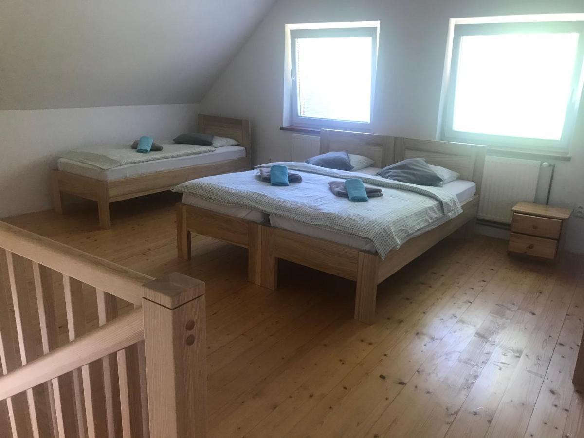 Penzion U Mustku Jiriho Rasky Trojanovice Exteriör bild
